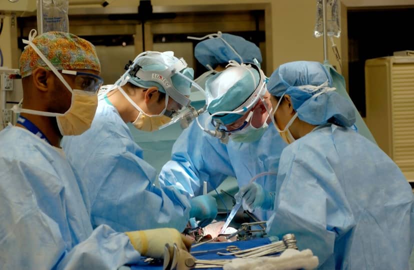 620 dni życia z sercem świni. Nadzieja dla niemowląt czekających na przeszczep