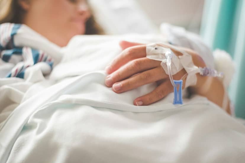 Nie tylko operacja. W Krakowie pacjenta leczy się jeszcze przed zabiegiem