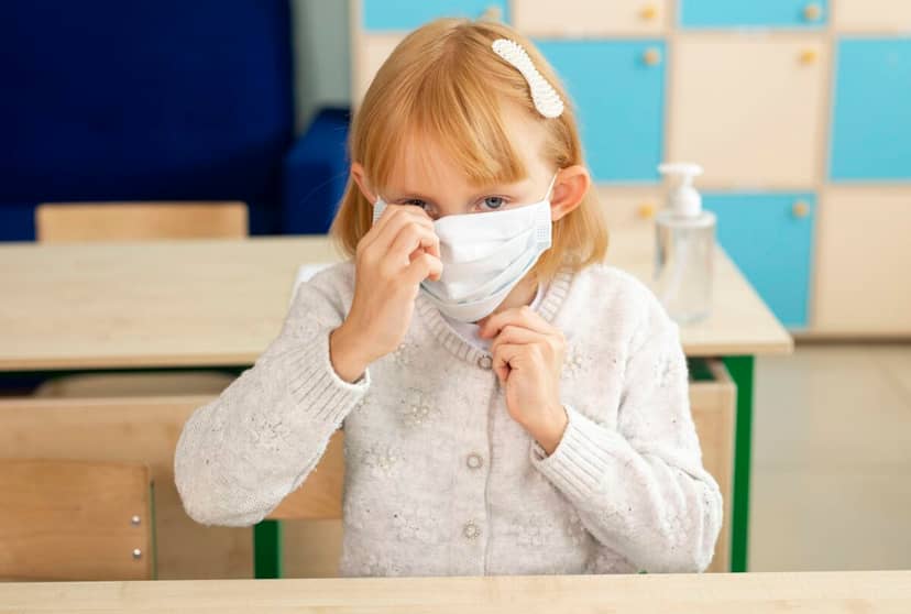 Naukowcy ustalili pozamedyczne powody zwiększające ryzyko long-COVID u dzieci